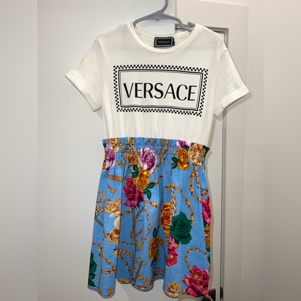 Versace t shirt floral dress 6Y
